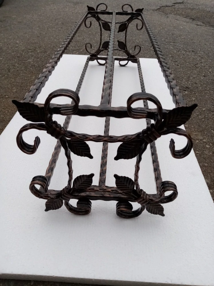 Kovaný botník / celokované Ornament